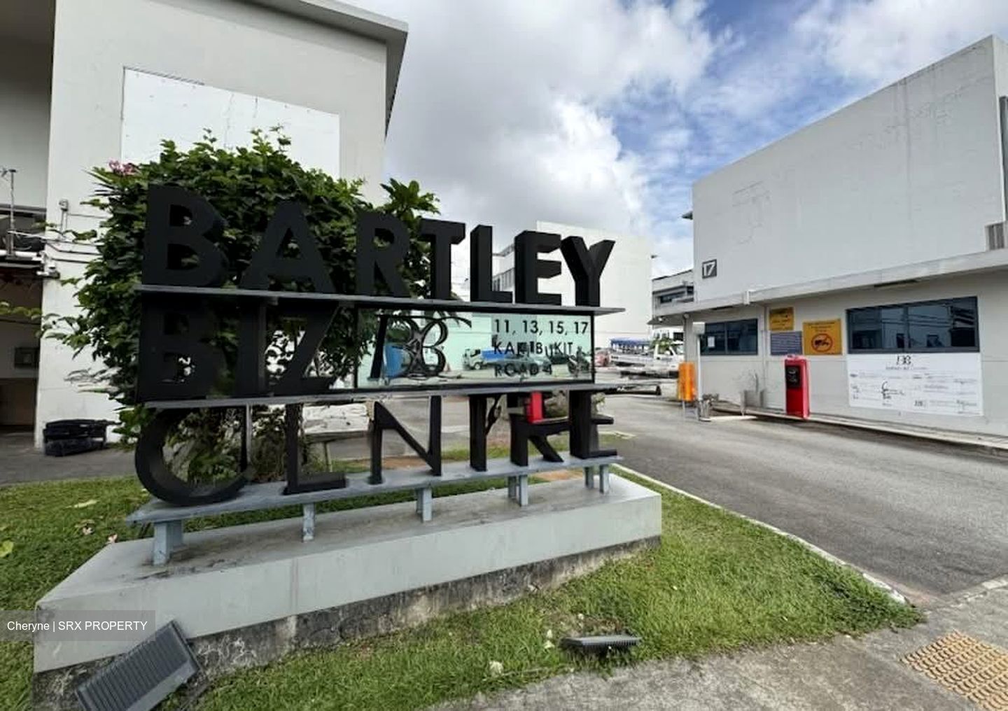 Bartley Biz Centre (D14), Factory #549052961